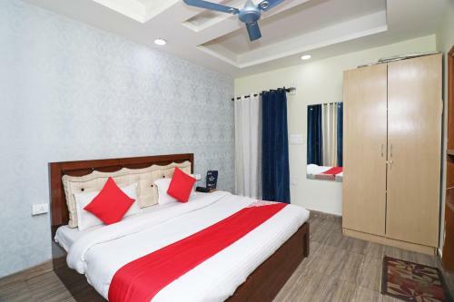 Hotel Oyo 23660 Nath Residency Guest House