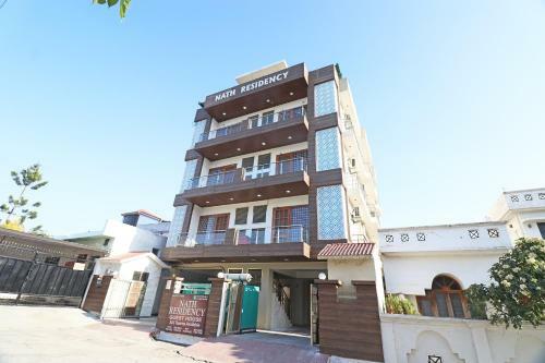 Hotel Oyo 23660 Nath Residency Guest House