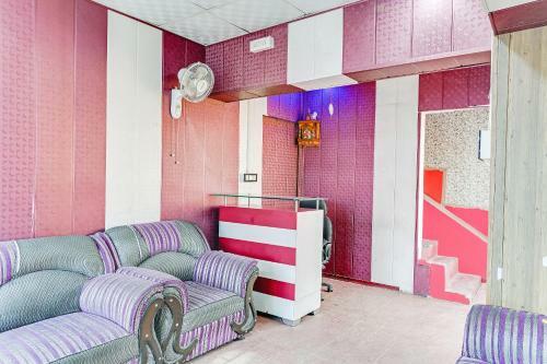 Hostal Oyo Home 80760 Restful Stay