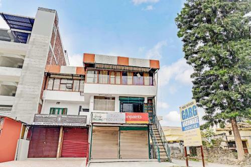 Hostal Oyo Home 80760 Restful Stay