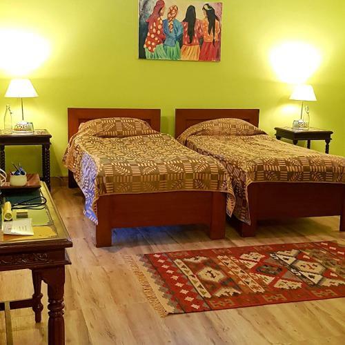 Hotel A Dogs Story, Mussoorie
