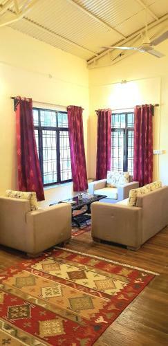 Hotel A Dogs Story, Mussoorie