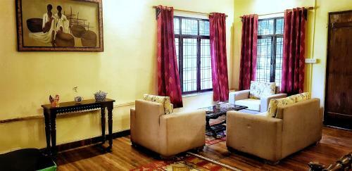 Hotel A Dogs Story, Mussoorie