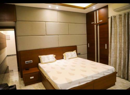 Anandhomes Luxury 3bhk Apartment