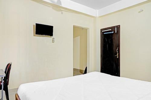 Hotel Oyo 84162 Ganeshguri Guesthouse