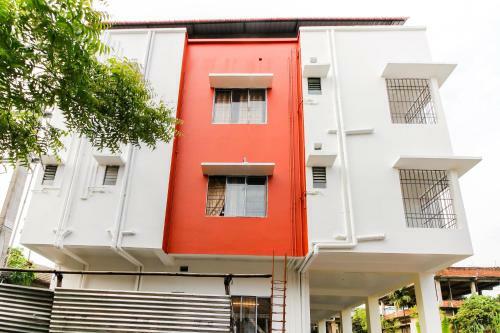 Hotel Vaccinated Staff- Collection O 36138 Aditya Guest House 1