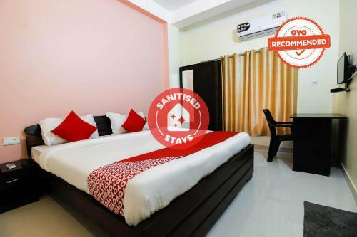 Hotel Vaccinated Staff- Collection O 36138 Aditya Guest House 1