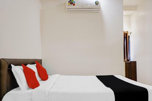 Collection O 79926 Hotel Pahuna