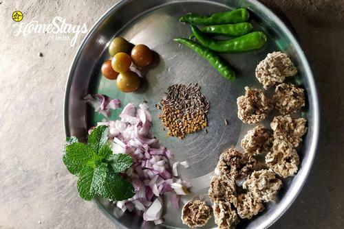 Dwarahat Village Homestay- Pahadi Ghar