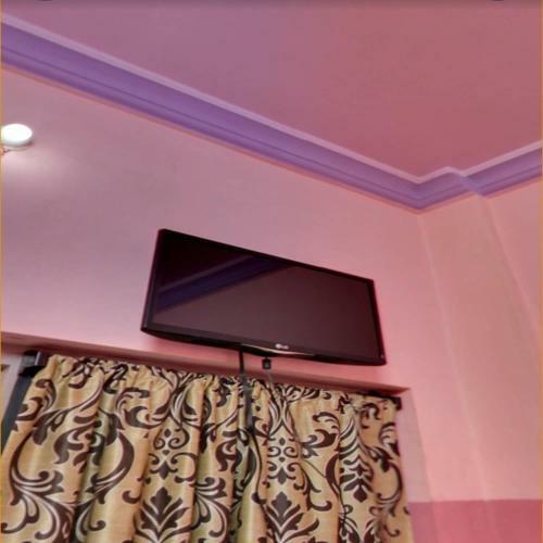 Hotel Pop 83954 New Sri Durga Lodge