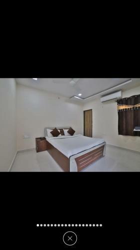 Hotel Radhe Krishna