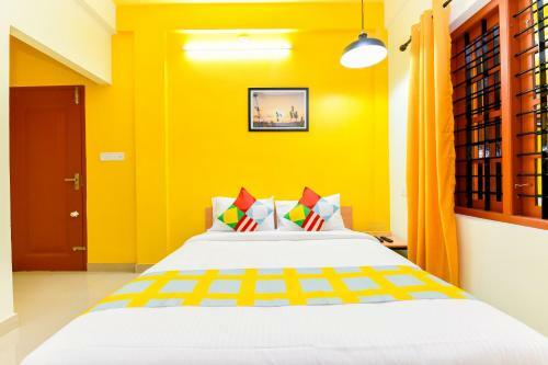 Hostal Vaccinated Staff- Oyo 78059 Sam Apartment