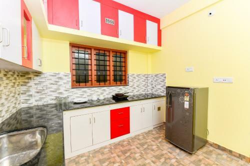Hostal Vaccinated Staff- Oyo 78059 Sam Apartment