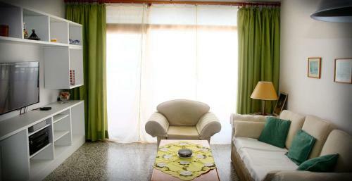 Cosy Apartment Close To The Beach!