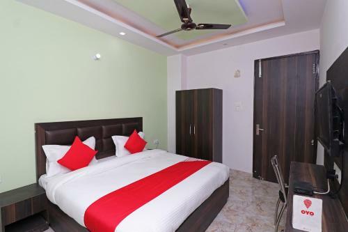 Oyo 39592 Hotel Akashdeep