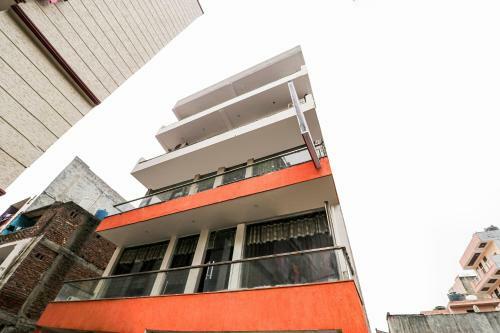 Oyo 86224 Hotel Grand