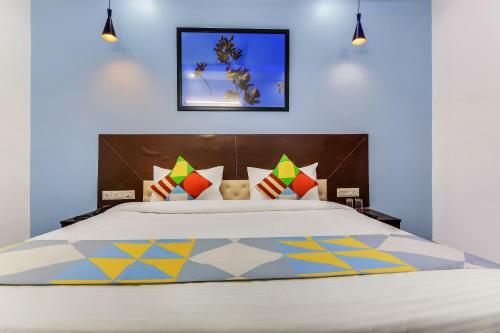 Hostal Collection O 82677 Hotel Apj Grand