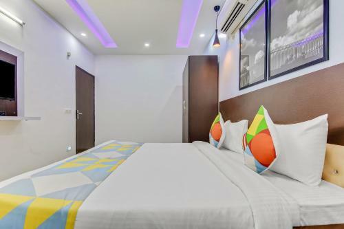 Hostal Collection O 82677 Hotel Apj Grand