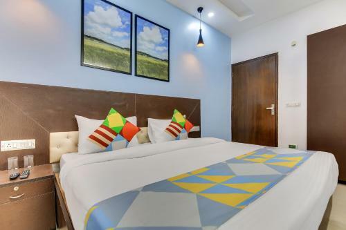 Hostal Collection O 82677 Hotel Apj Grand