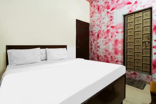 Oyo 80749 Hotel The Glory Palace