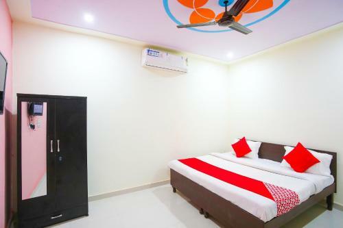 Hotel Vaccinated Staff - Oyo 62980 Shiva Residency