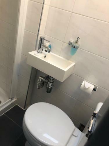 Hostal Ivy Mount Guest House