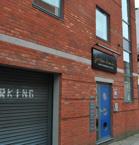 Dreamhouse Apartments Manchester City West
