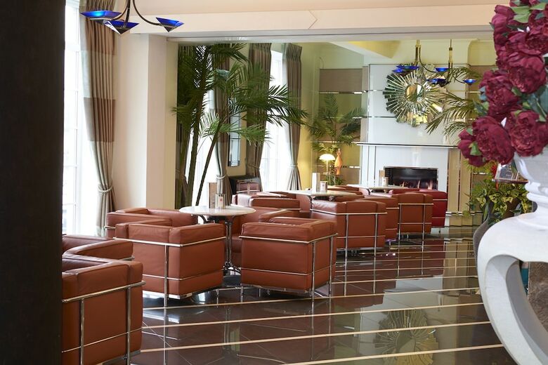 Earl Of Doncaster Hotel