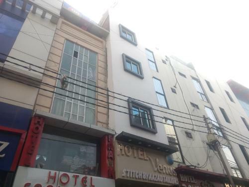 Oyo 28150 Hotel Venus