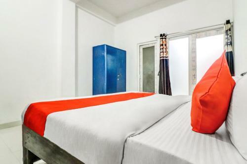 Hotel Oyo 81561 Lucky Stay