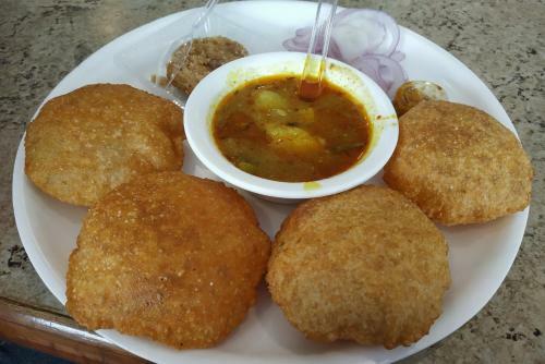 Hotel Oyo 81561 Lucky Stay