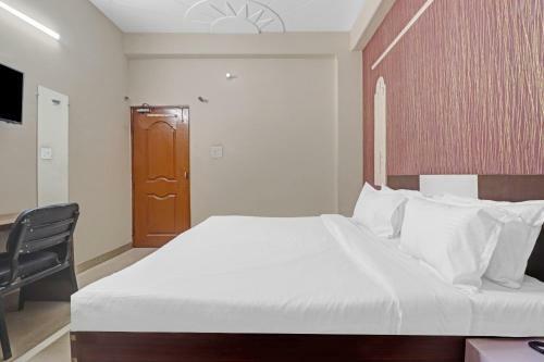 Hotel Capital O 86261 Orange Tree Residency