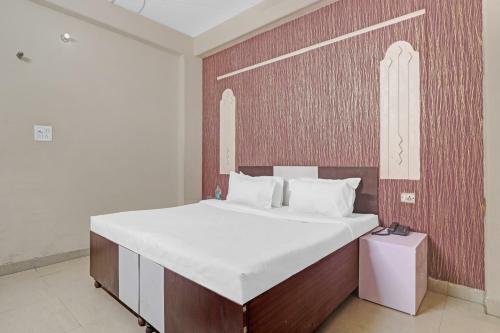 Hotel Capital O 86261 Orange Tree Residency