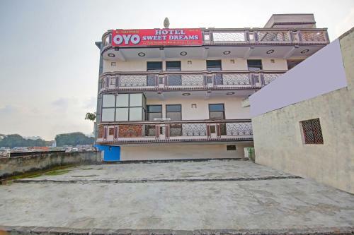 Oyo 86621 Hotel Sweet Dreams