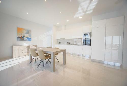 Apartamento Atlantico Plaza Suite 6 - 2 Beds - 2 Baths