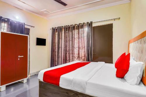 Oyo Flagship 83388 Sunder Hotel