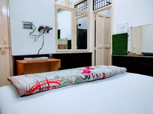 Sharda Hotel By Wb Inn