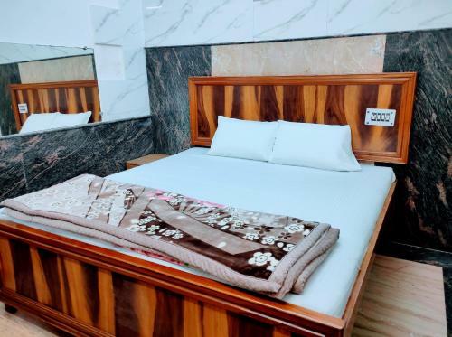 Sharda Hotel By Wb Inn