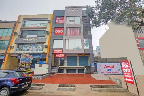 Oyo 85511 Hotel Yuvraj