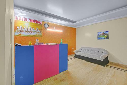 Oyo 85511 Hotel Yuvraj