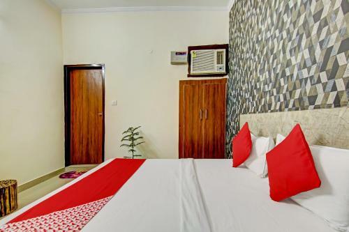 Hotel Oyo 47394 Skyy Inn