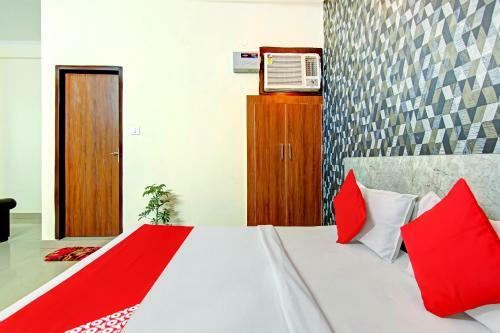 Hotel Oyo 47394 Skyy Inn