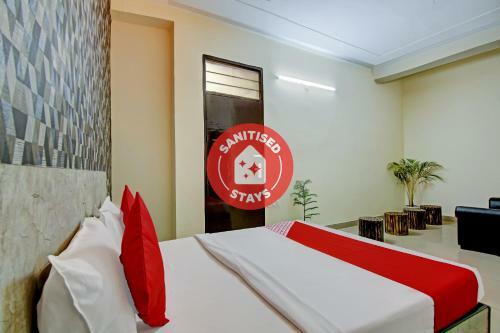 Hotel Oyo 47394 Skyy Inn
