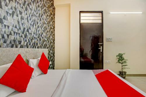 Hotel Oyo 47394 Skyy Inn
