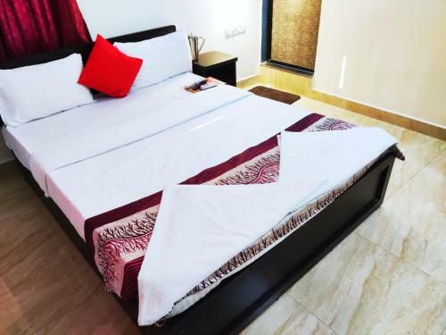 Hotel Shane's Beach Resort By Banda Trips