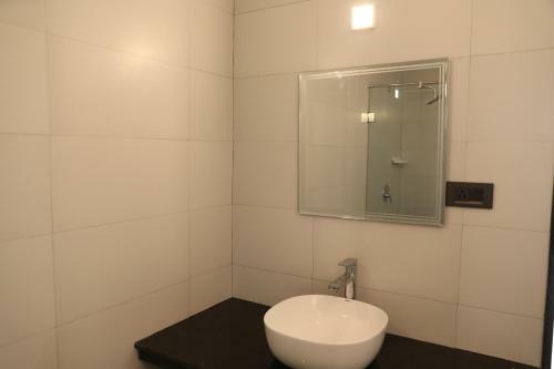 08 Bedroom Entire Villa Apartment Saligao