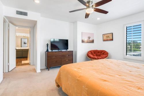 Canyon Shores 2 Story Loft Style