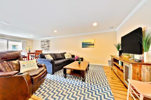 Beachie Carlsbad Condo