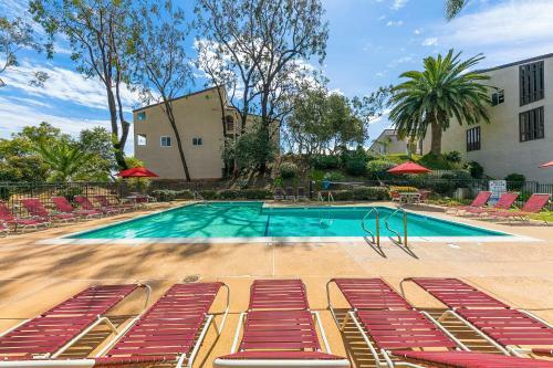 Beachie Carlsbad Condo