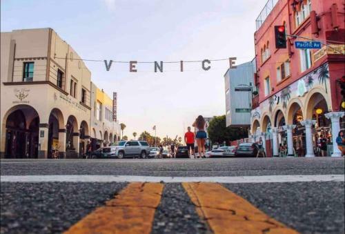 Apartamento Relaxing Oasis In Central La W/free Secured Parking